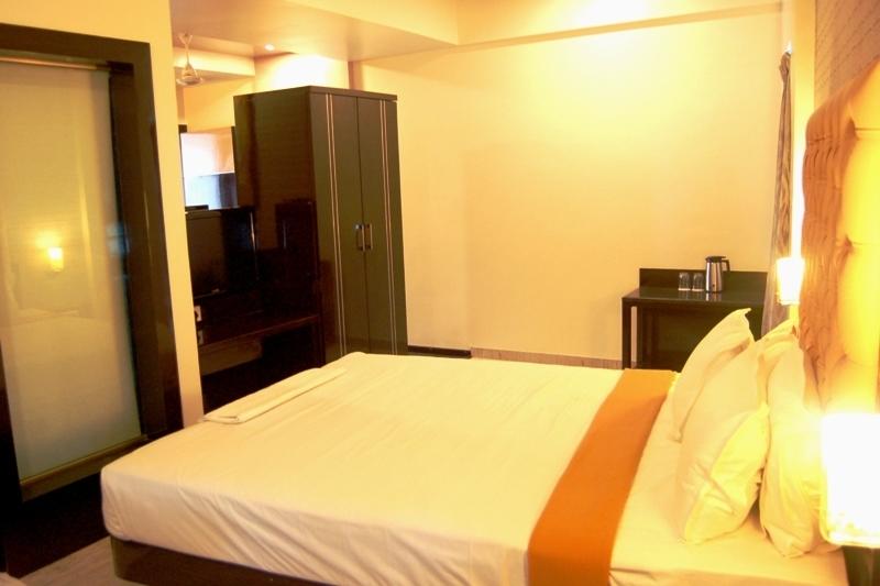 Hotel Vaishnavi-Executive Room